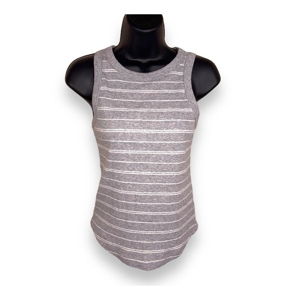 MEDIUM JUNIORS SO FITTED GREY WHITE RIBBED STRIPES TANK - Picture 1 of 11